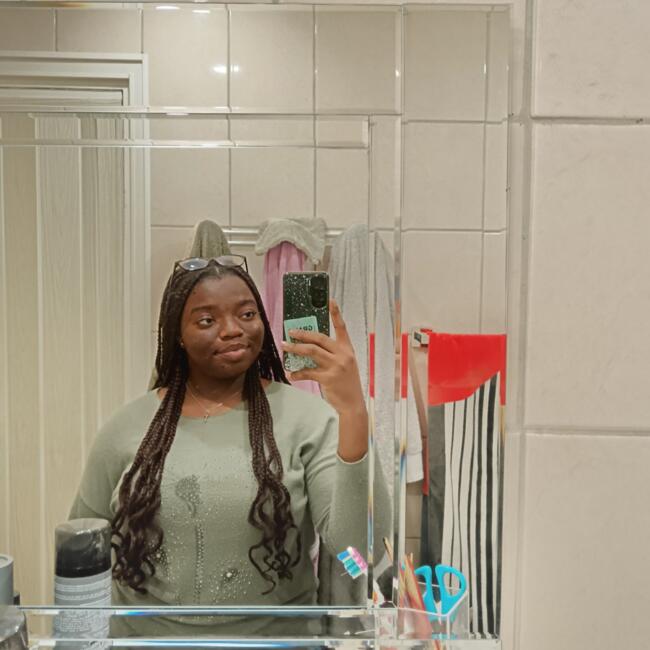 Babysitter in Reims: Fabiola