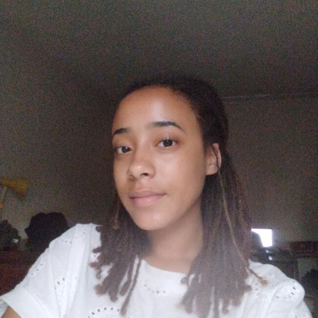 Babysitter in Curepipe: Kendra