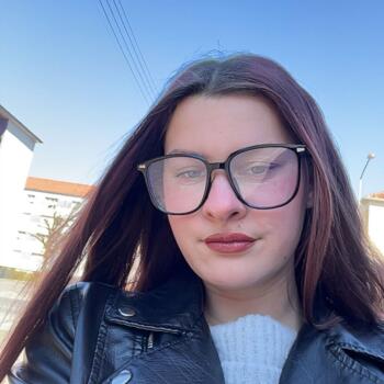 Babysitter in Ligny-en-Barrois: Laetitia