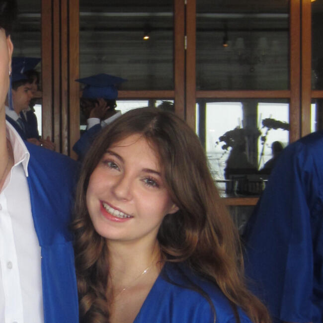 Babysitter in The Hague: Zoe