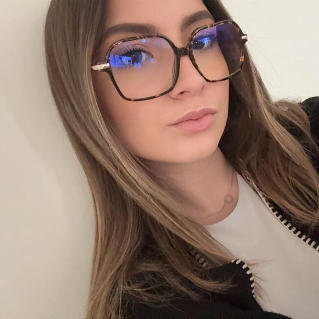 Babysitter in Jonquières: Madisson