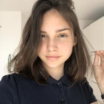 Babysitter in Pully: Eline