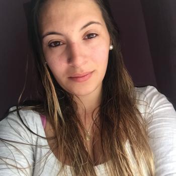 Niñera Salinas: Valeria Camila