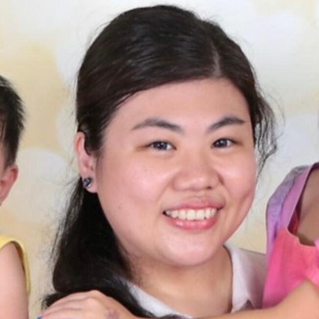 位于Singapore Island的临时保姆: Alicia