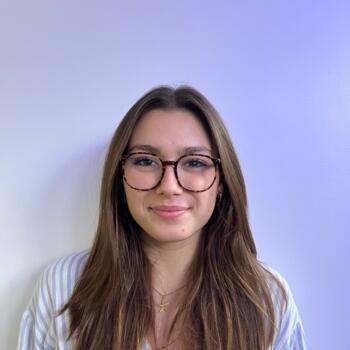 Babysitter in Perth: Thaïs