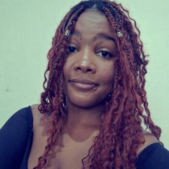 Babá em Araruama: Juliana