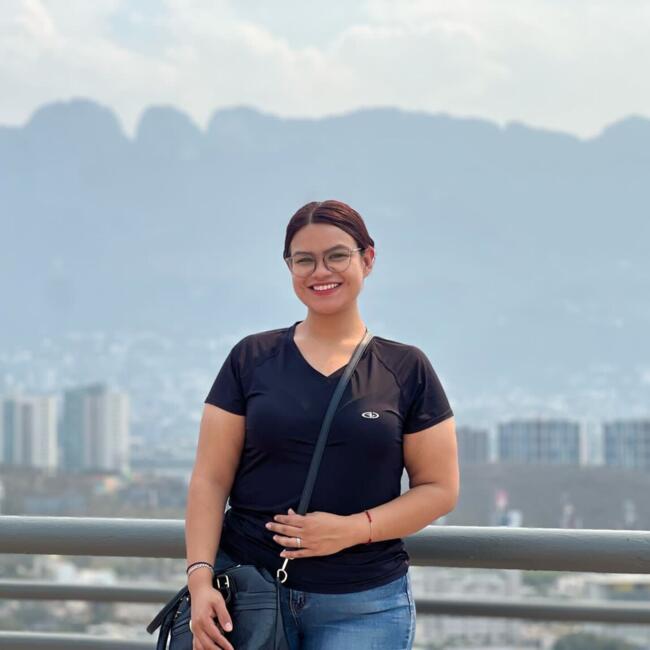 Babysitter in Piedras Negras: Yomara