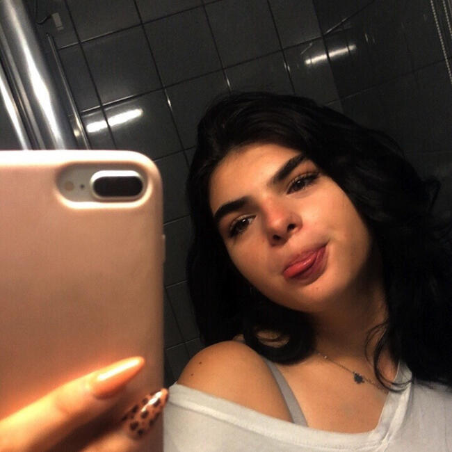 Babysitter in Hove: Elynn