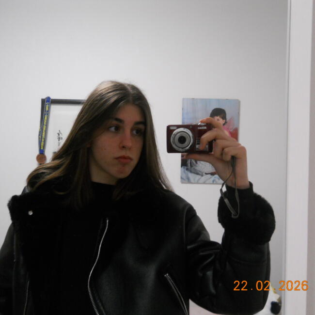 Babysitter in Sona: Giulia