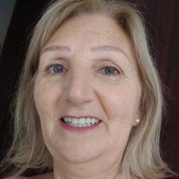 Babysitter in São Bento do Sul: Sonia