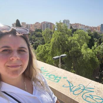 Babysitting job in Málaga: babysitting job Anjeza