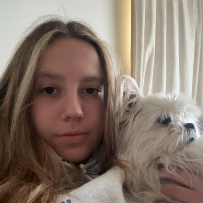 Baby-sitter in Hobart: Maddy