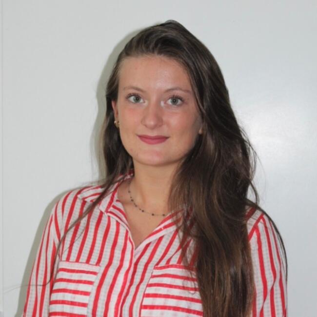 Baby-sitter à Villenave-d'Ornon: Louann