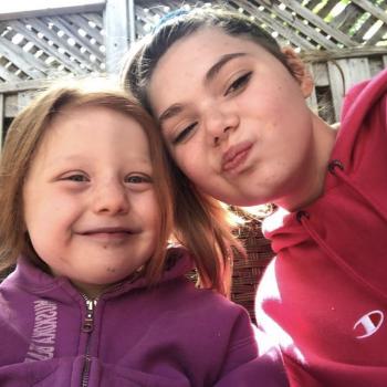 Baby-sitter in Burlington: Emily