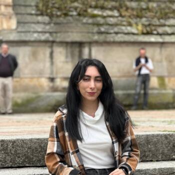 Babysitter in Valladolid: Fatemeh