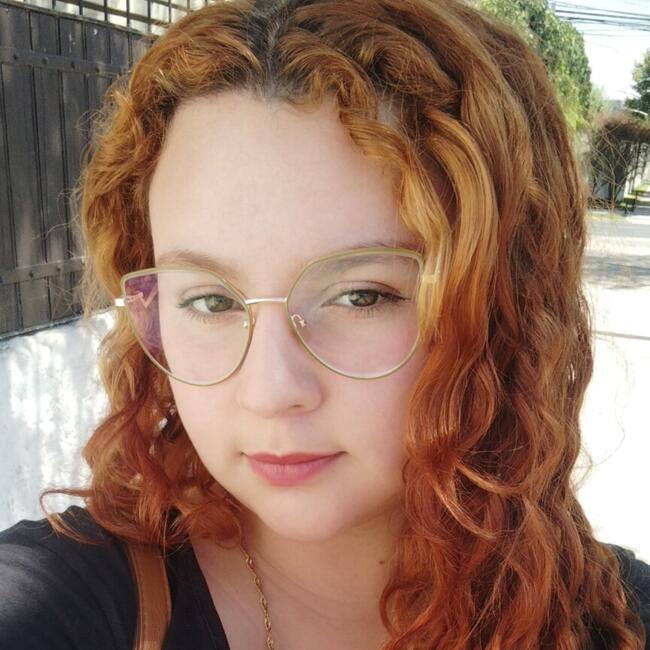 Babysitter in Santiago: Génesis Betsabet