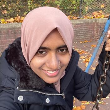 Babysitter in New York: Syeda