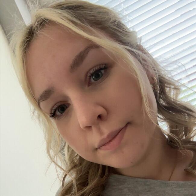 Babysitter in Stowmarket: Amber