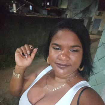 Babá em Recife: Queila