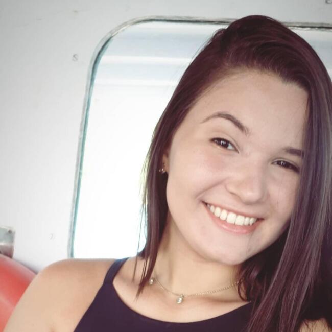 Babysitting job in Cabo Frio: Larissa