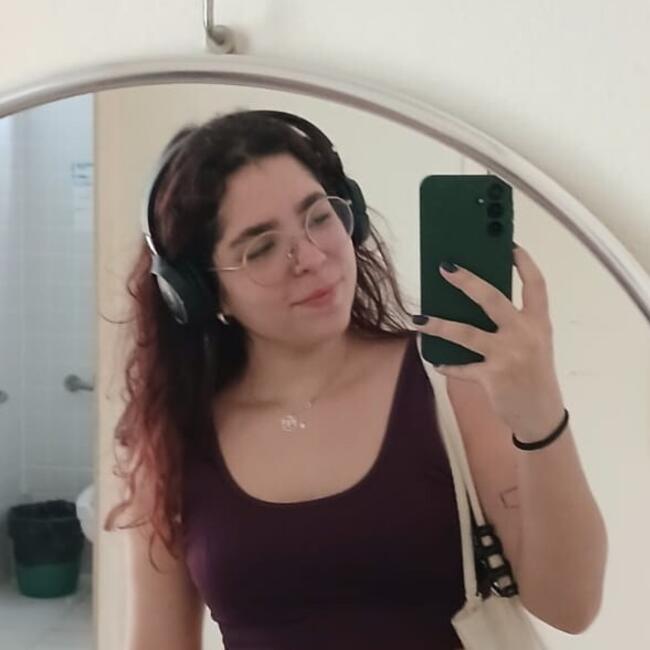 Babá em São Carlos: Caroline