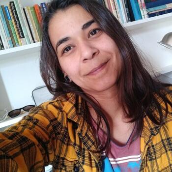 Babysitter in Palhoça: Biana