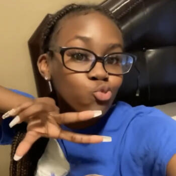 Babysitter in Oklahoma City: Jania