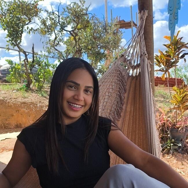 Babá em Montes Claros: Tayanne