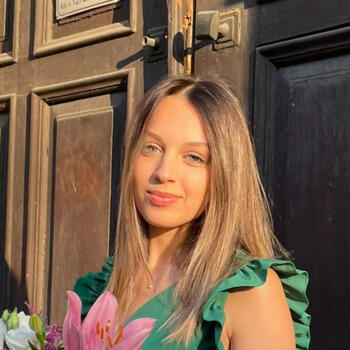 Baby-sitter in Ternate: Martina