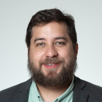 Emprego de babá em Brasília: emprego de babá Pedro