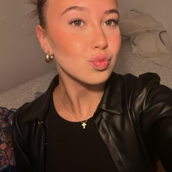 Canguro en Oleiros: Ainara