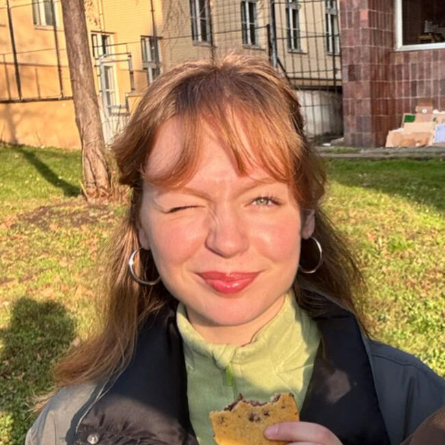 Chůva v Praha: Iris