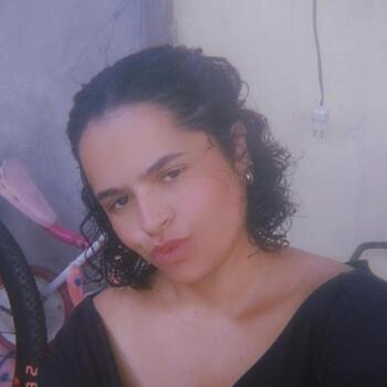 Babysitter in Itatiba: Carla