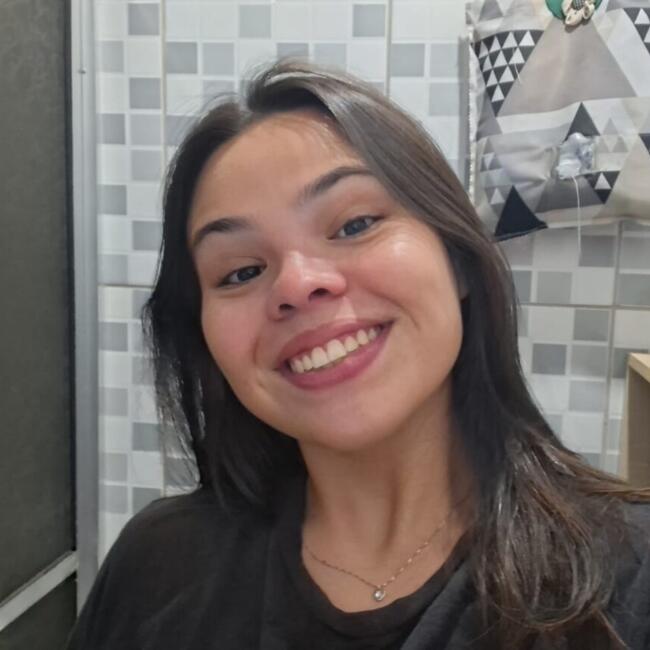 Babysitter in São José dos Campos: Joyce