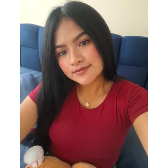 Niñera en Quito: Melani