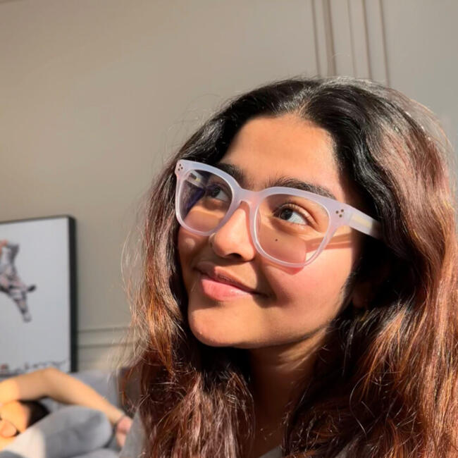 Babysitter in Manchester: Moupiya