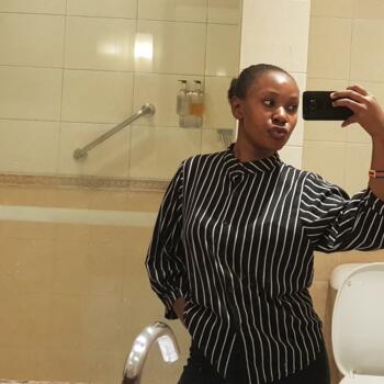 Babysitter in Kampala: Anthea