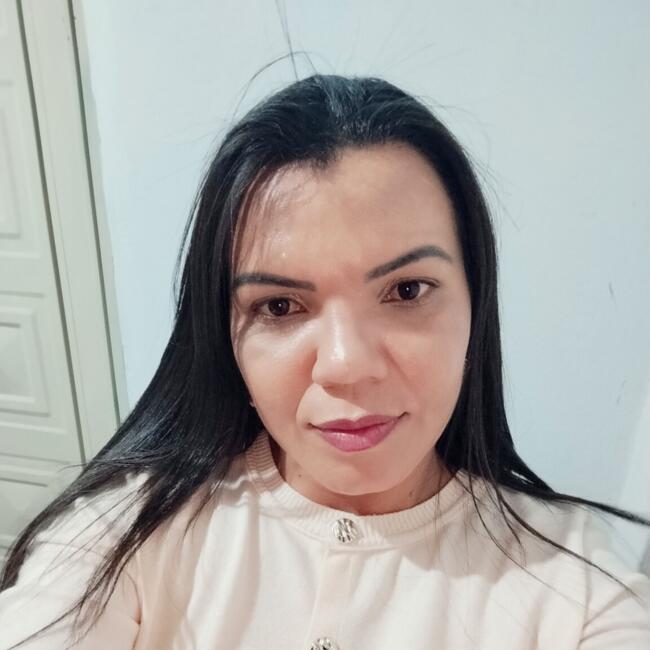 Babysitter in Uberlândia: Talita