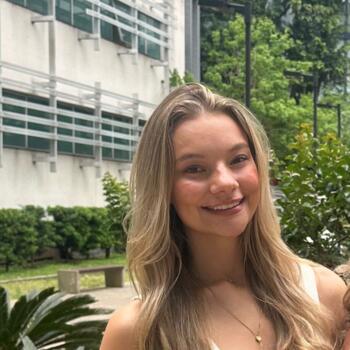 Babysitter Faro: Leticia