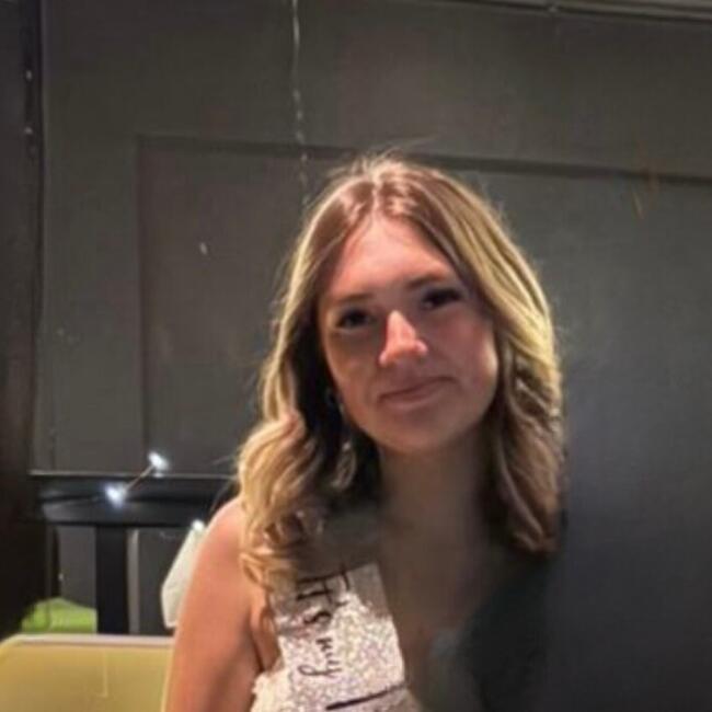 Babysitter in London: Olivia