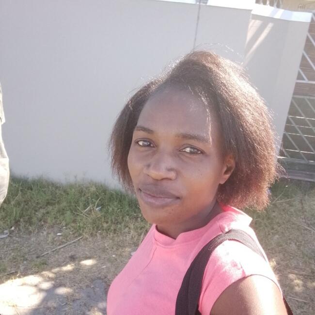 Babysitter in Cape Town: Moline