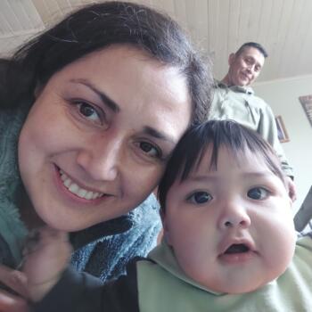 Babysitting job in Valdivia: babysitting job Cecilia