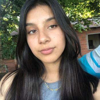 Babysitter in Encarnación: Ruth