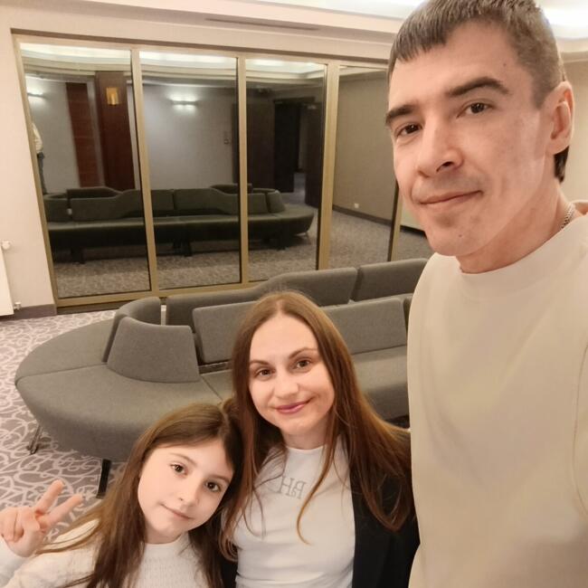 Job de babysitting în București: Алексей