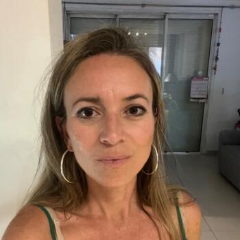 Babysitting job in Fresnes: Angie