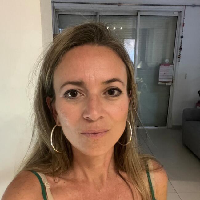 Babysitting job in Fresnes: Angie