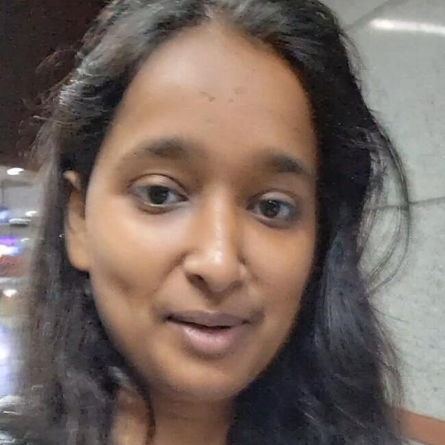 Babysitter in Ghaziabad: Sheetal