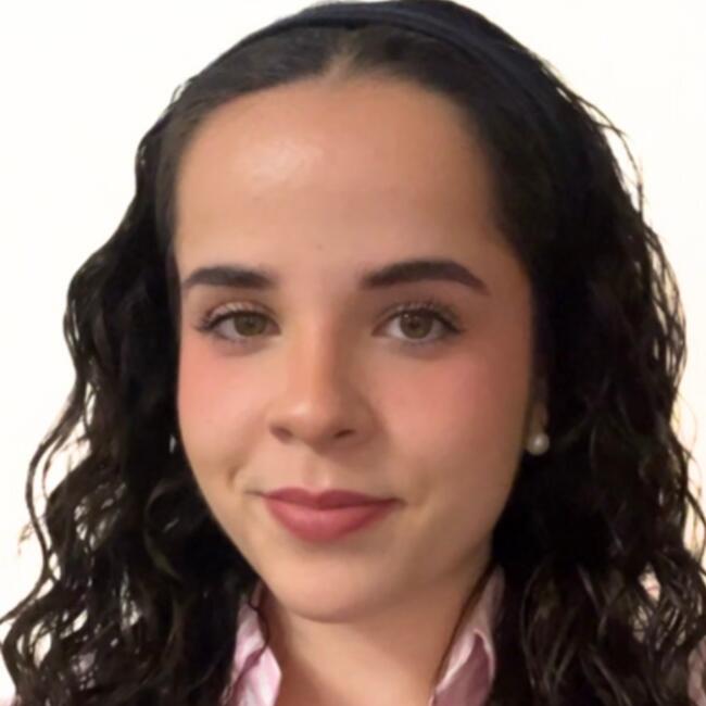 Babysitter in Torrent: Elena Velázquez