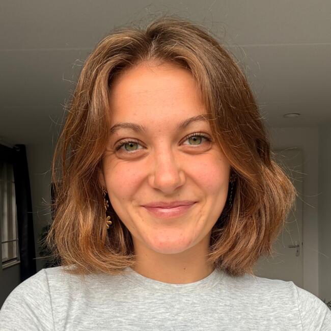 Babysitter in Adelaide: Alicia