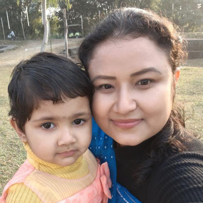 अहमदाबाद में बेबीसिटिंग की नौकरी: Disha